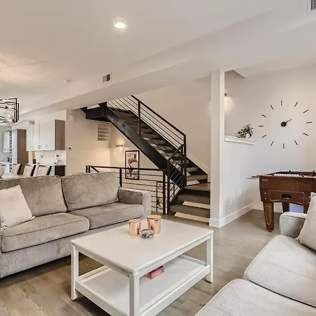 4Br Upscale Townhome Roof Top W Skyline Views